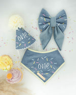 Load image into Gallery viewer, Blue Scalloped Birthday Hat
