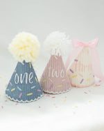 Load image into Gallery viewer, Pink Scalloped Birthday Hat
